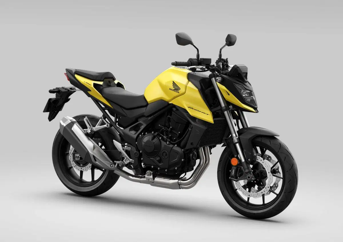 Ecco la nuova Honda CB750 Hornet 2023 [Video e Gallery] (8)
