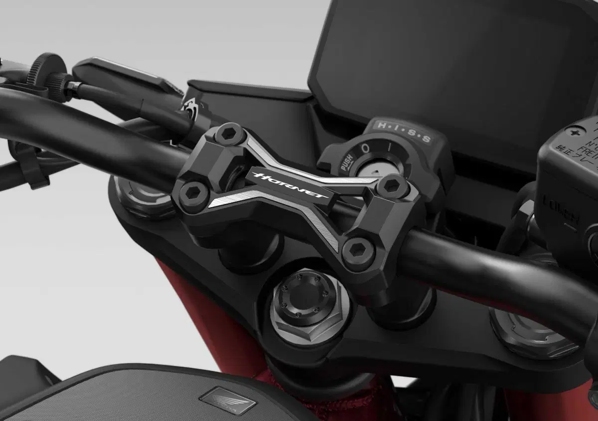 Ecco la nuova Honda CB750 Hornet 2023 [Video e Gallery] (17)