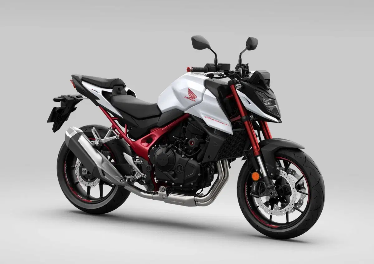 Ecco la nuova Honda CB750 Hornet 2023 [Video e Gallery] (2)