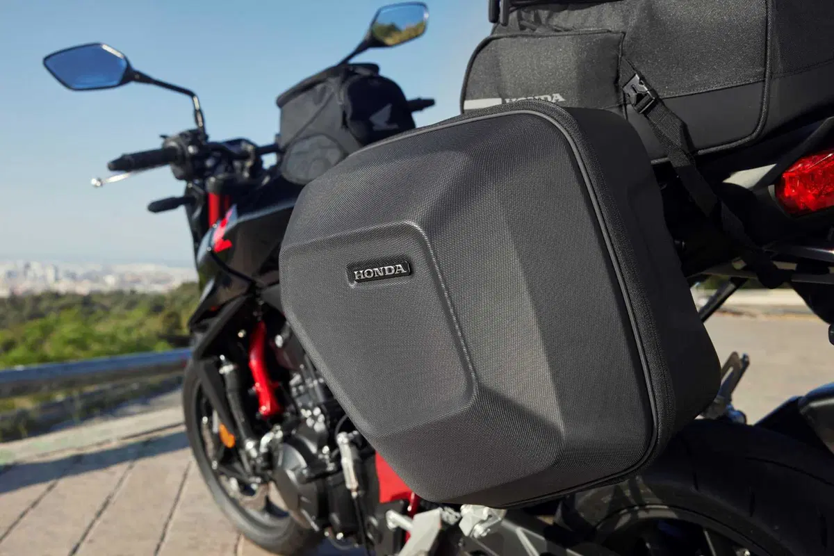 Ecco la nuova Honda CB750 Hornet 2023 [Video e Gallery] (36)