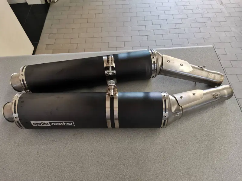 TERMINALI SCARICO APRILIA RSV 1000 (4)