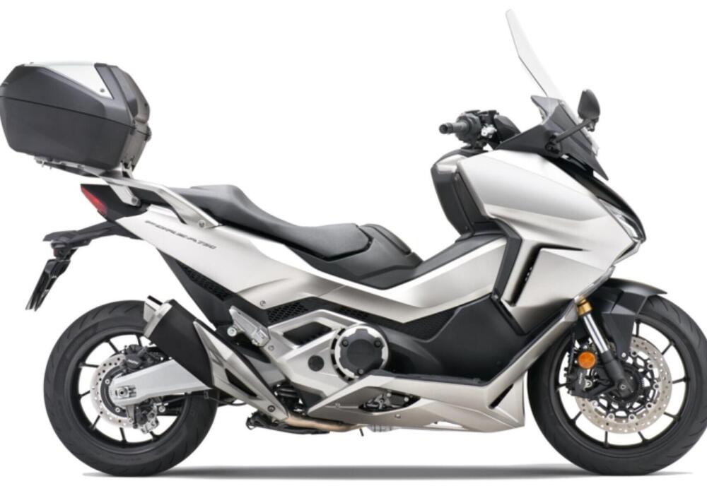 Honda Forza 750 DCT Urban (2021 - 24) (2)