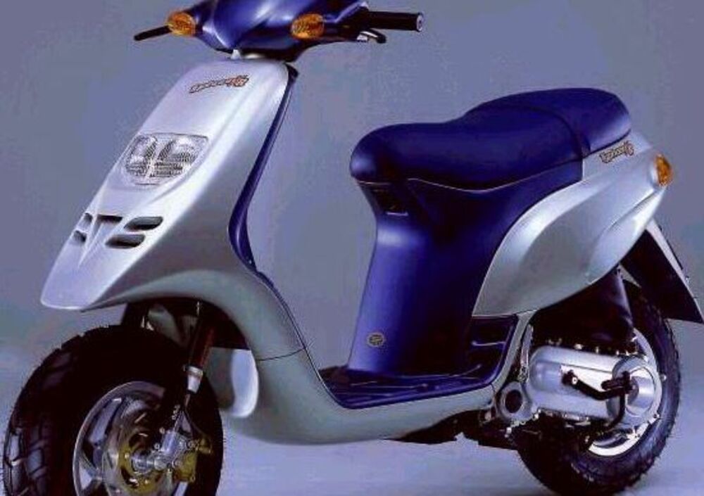 Gilera Typhoon 125 X Kat