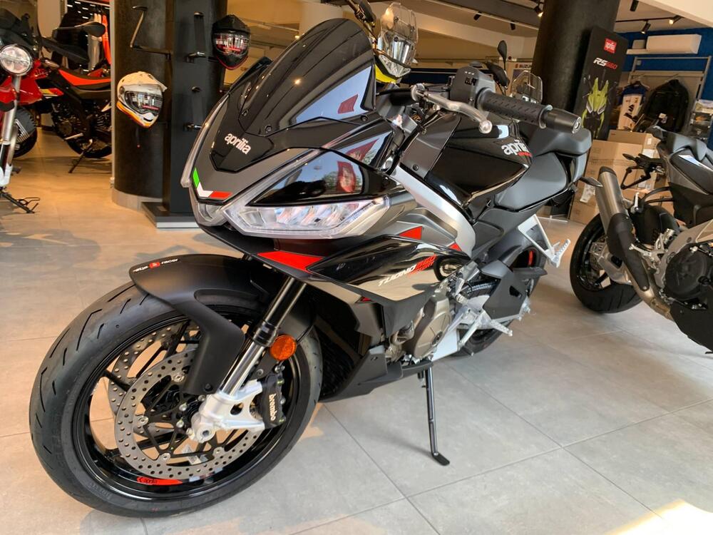 Aprilia Tuono 660 Factory (2022 - 24) (2)