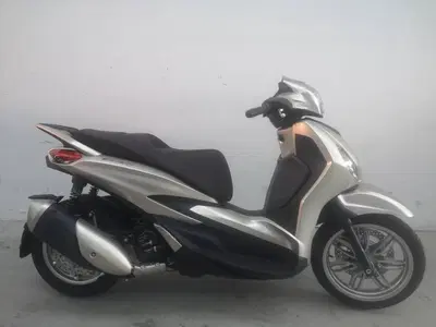 Piaggio Beverly 300 ABS-ASR (2021 - 25) nuova