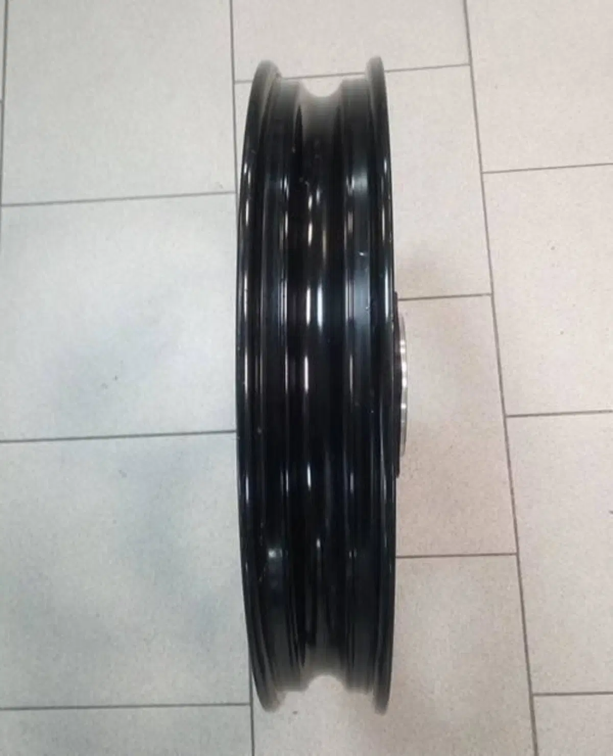 Cerchio anteriore DL650 Suzuki (6)