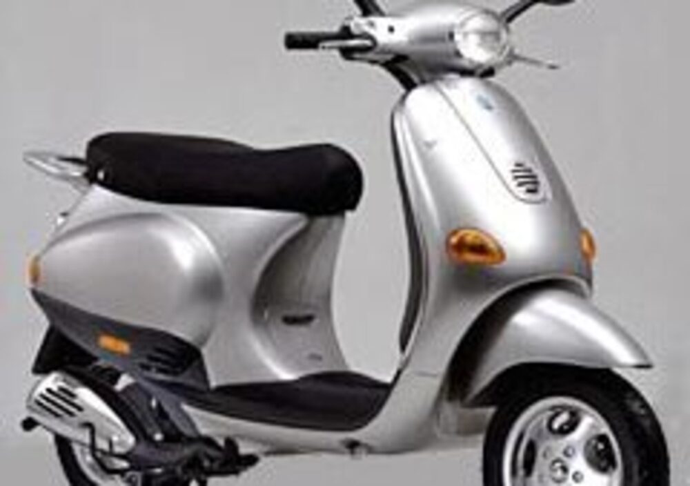 Vespa 50 ET4 (2001)