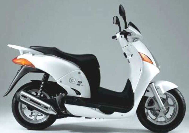 Honda @ 125 @ 125 ES (2000 - 04)