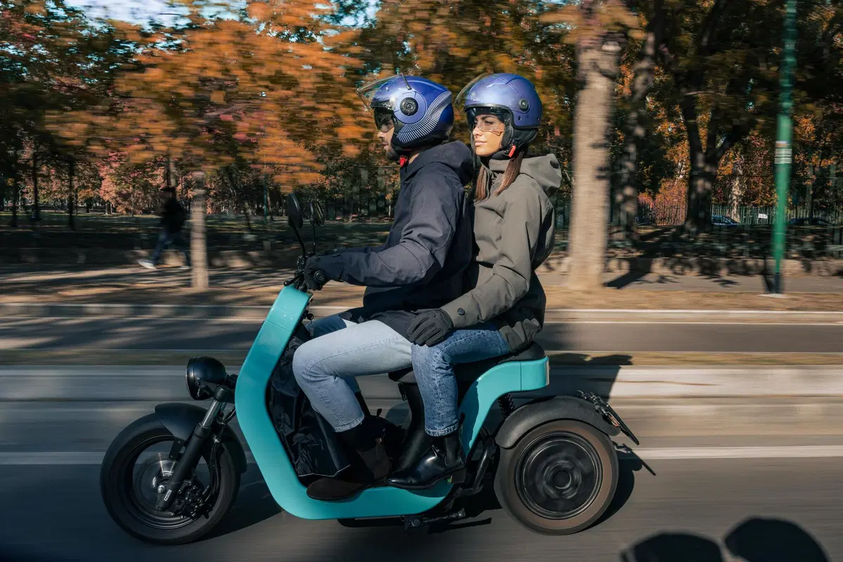 Tucano Urbano lancia una capsule di capi nati da... bottiglie di plastica! (4)