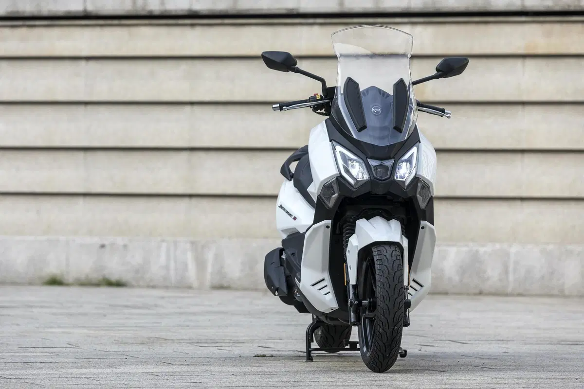 SYM Joyride 300 TEST: la prova del 3! (4)