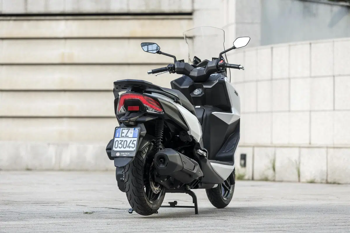 SYM Joyride 300 TEST: la prova del 3! (5)