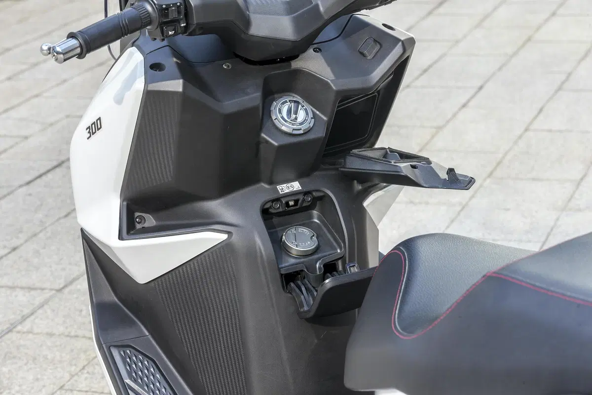 SYM Joyride 300 TEST: la prova del 3! (23)