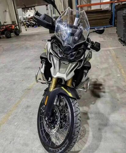 Ecco la futura VOGE 900 DS, molto BMW GS... [Foto Spia] (5)