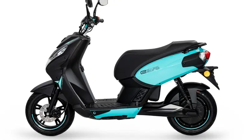 Peugeot e-Streetzone, debutter&agrave; a Parigi. Ecco quello che gi&agrave; sappiamo