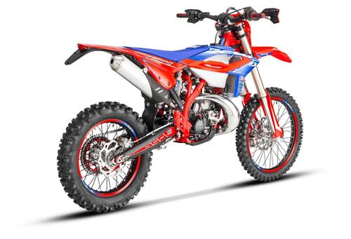 Arrivano le Beta RR Enduro in versione Racing 2023. Eccole (3)