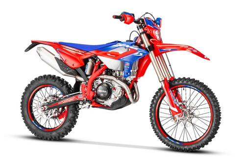 Arrivano le Beta RR Enduro in versione Racing 2023. Eccole (9)