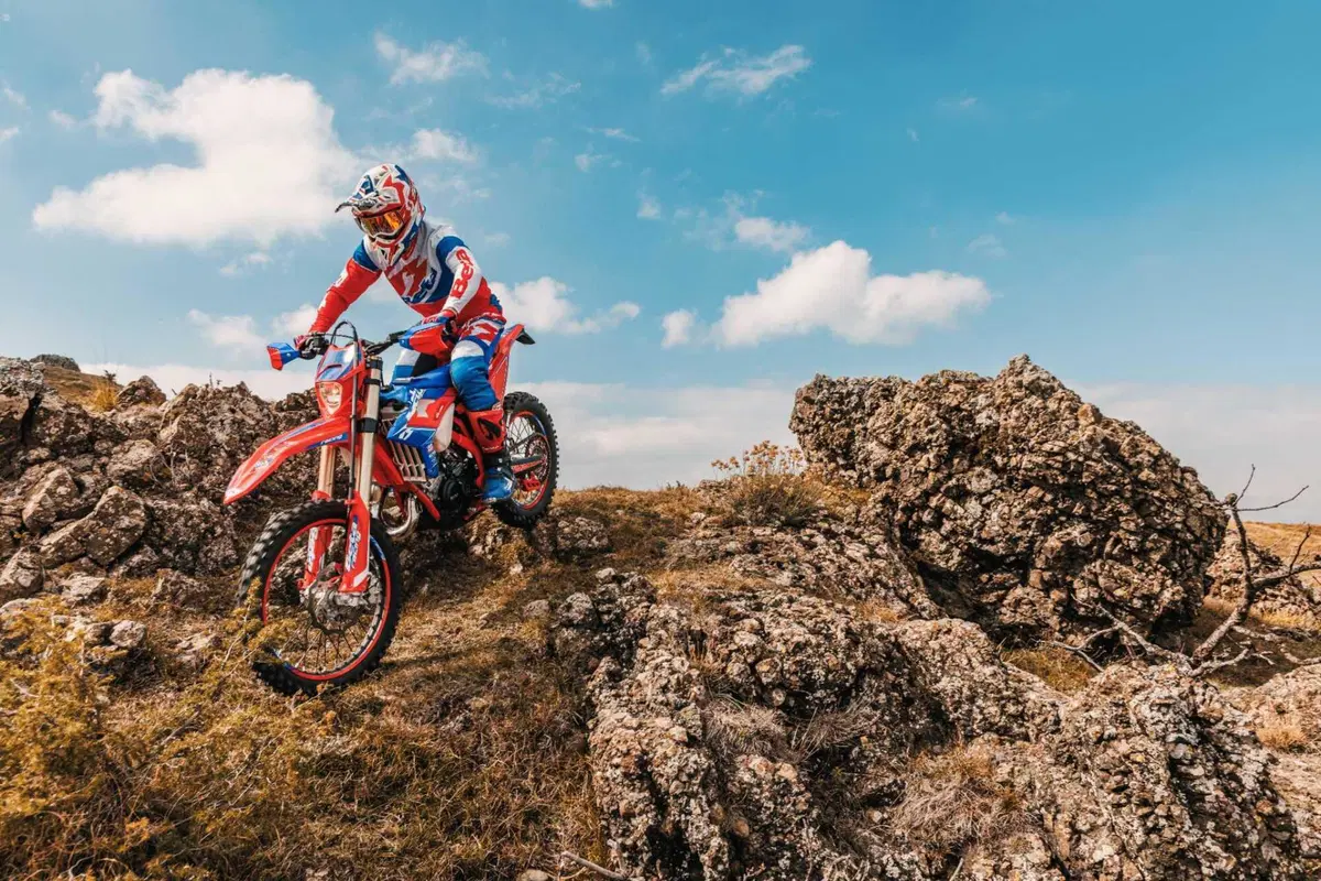 Arrivano le Beta RR Enduro in versione Racing 2023. Eccole (12)