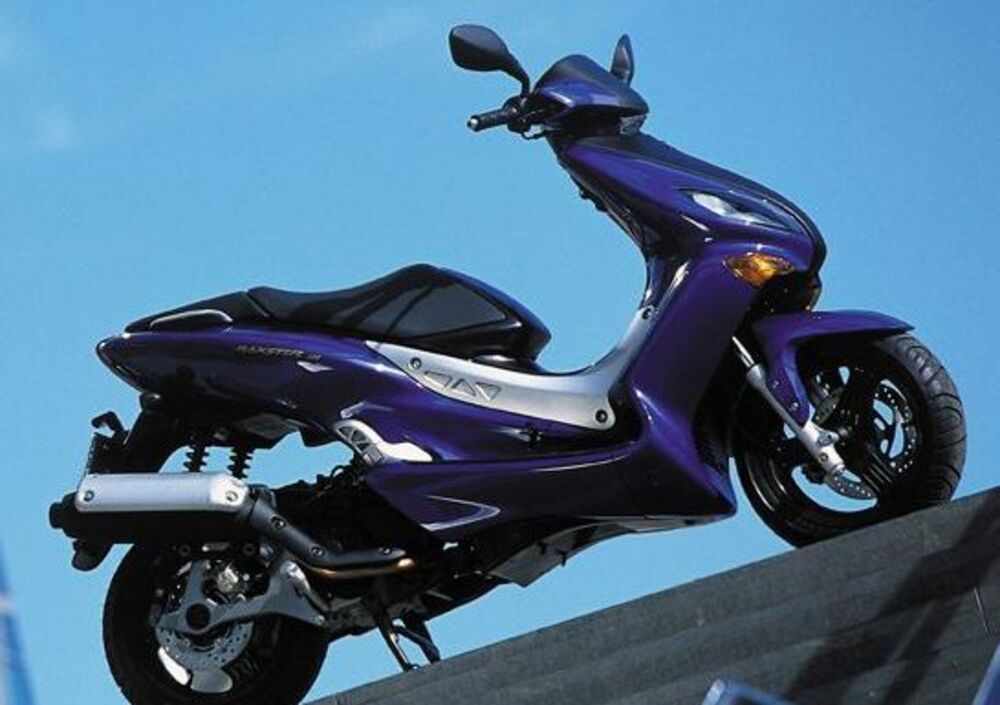 Yamaha Maxster 125 (2001 - 02)