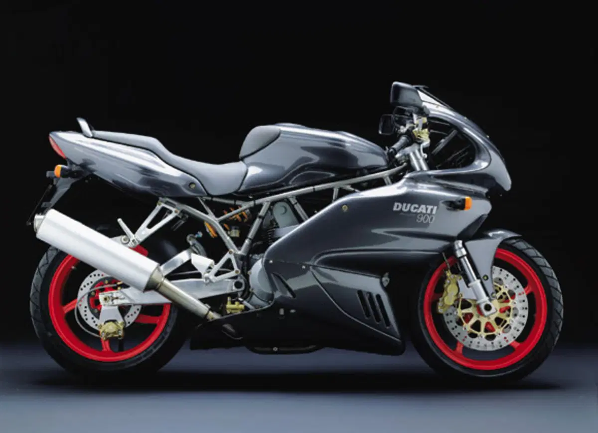 Ducati Sport 900 I.E. (2002)