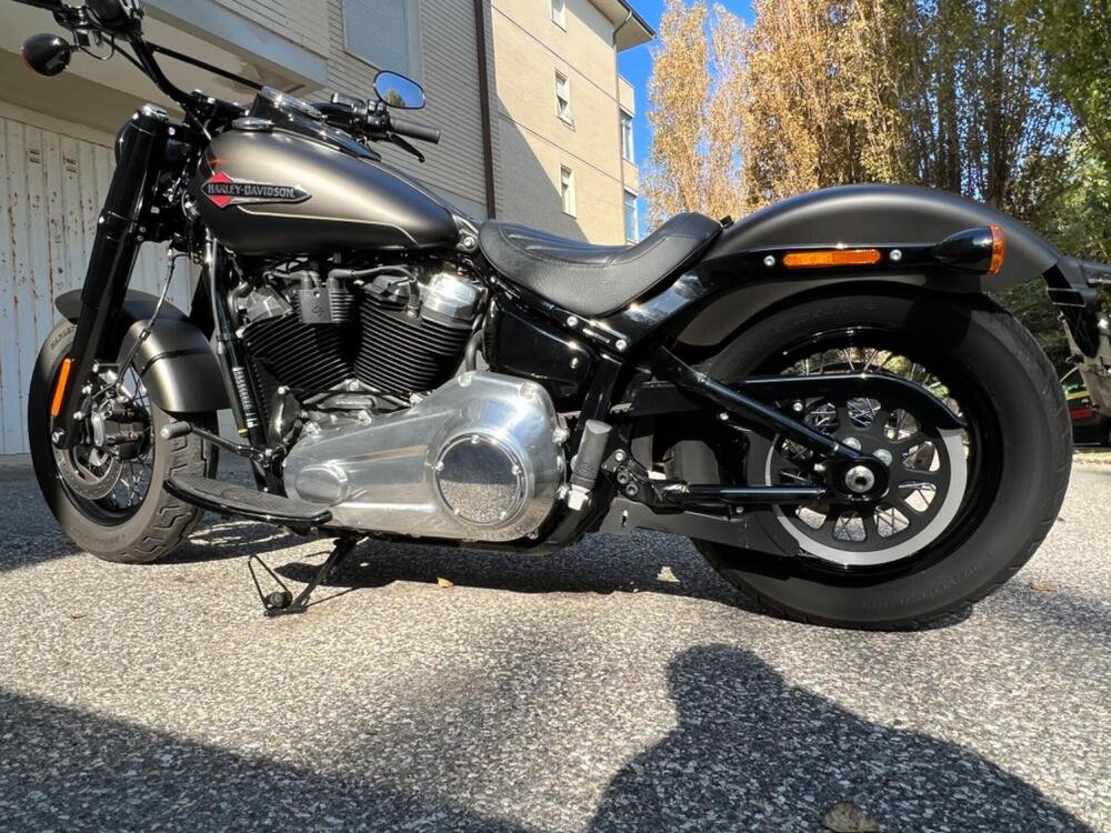 Harley-Davidson 107 Slim (2021) - FLSL (4)