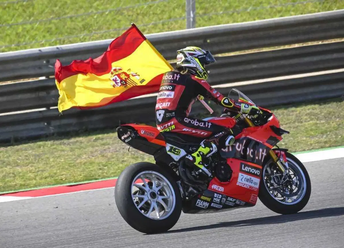 SBK 2022. A Portimao, Toprak vince, ma la classifica sorride a Bautista (4)