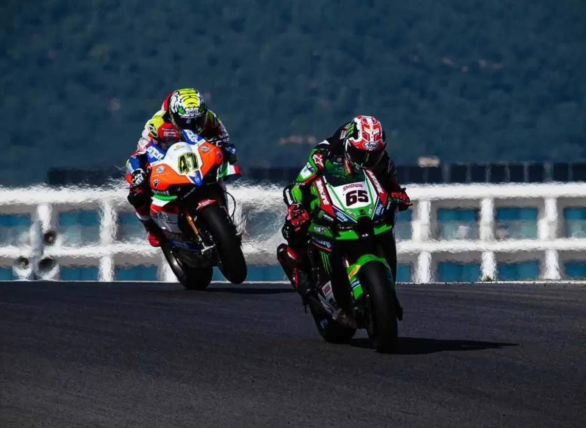 SBK 2022. A Portimao, Toprak vince, ma la classifica sorride a Bautista (2)