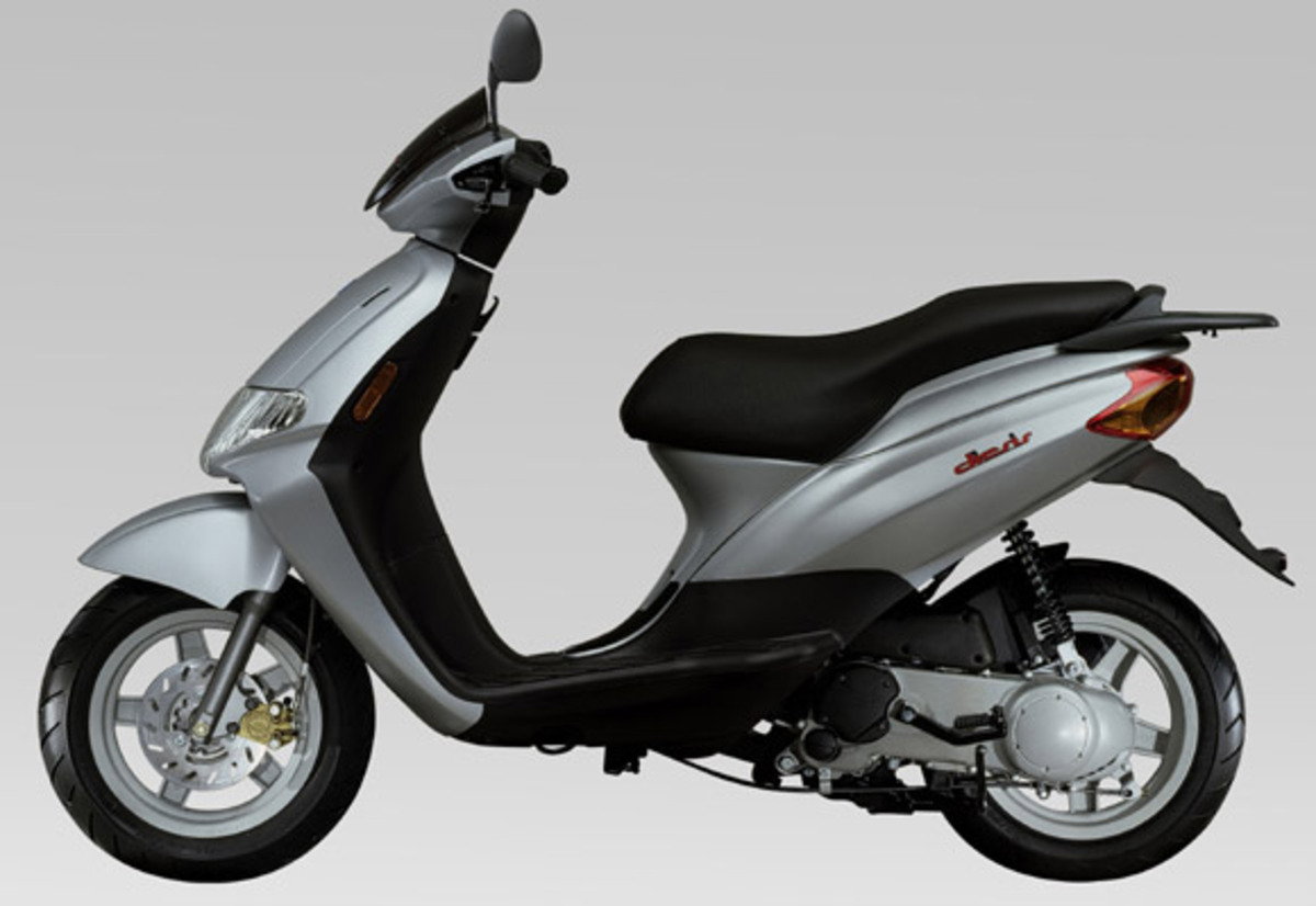 Piaggio Diesis 100 (2001), prezzo e scheda tecnica Piaggio Diesis 100 (2001), prezzo e scheda tecnica