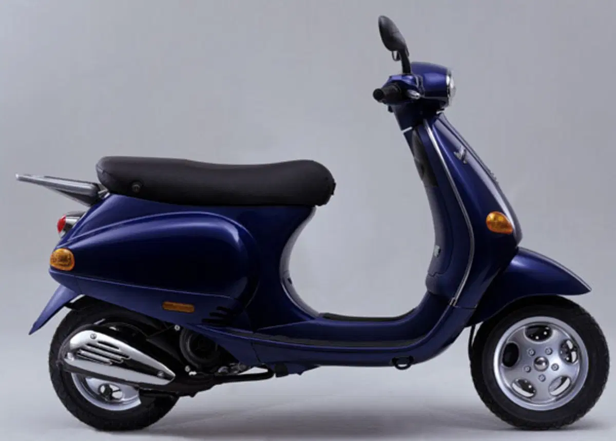Vespa 50 ET4 50 ET4 (2002 - 06)