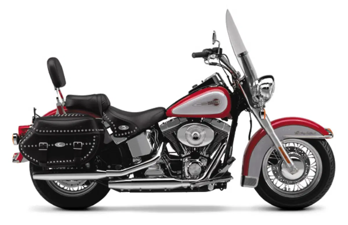 Harley-Davidson 1450 Heritage Classic (1999 - 02) - FLSTC