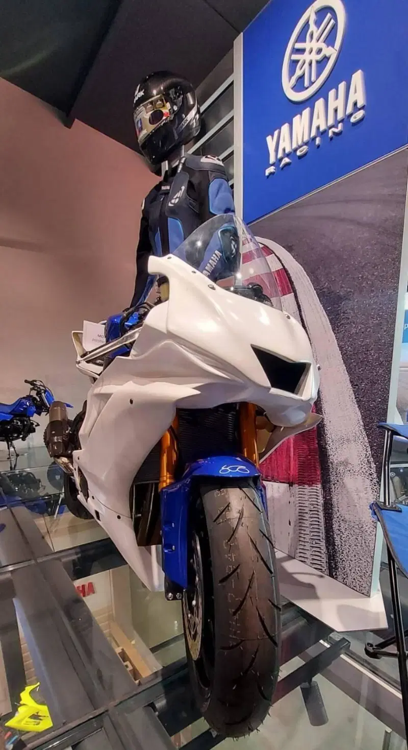 Yamaha YZF R6 GYTR (2022 - 26) (2)