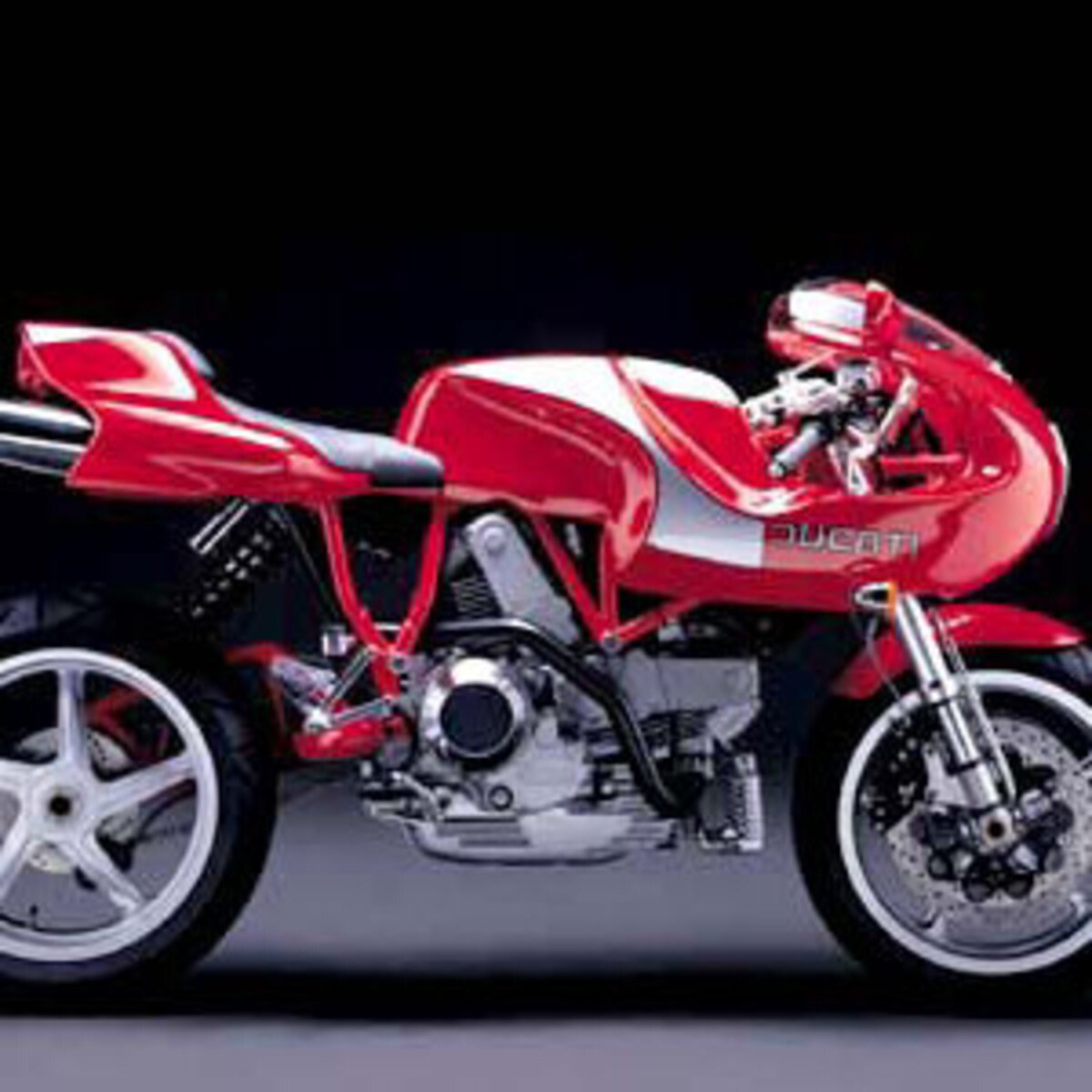 Ducati MH 900e