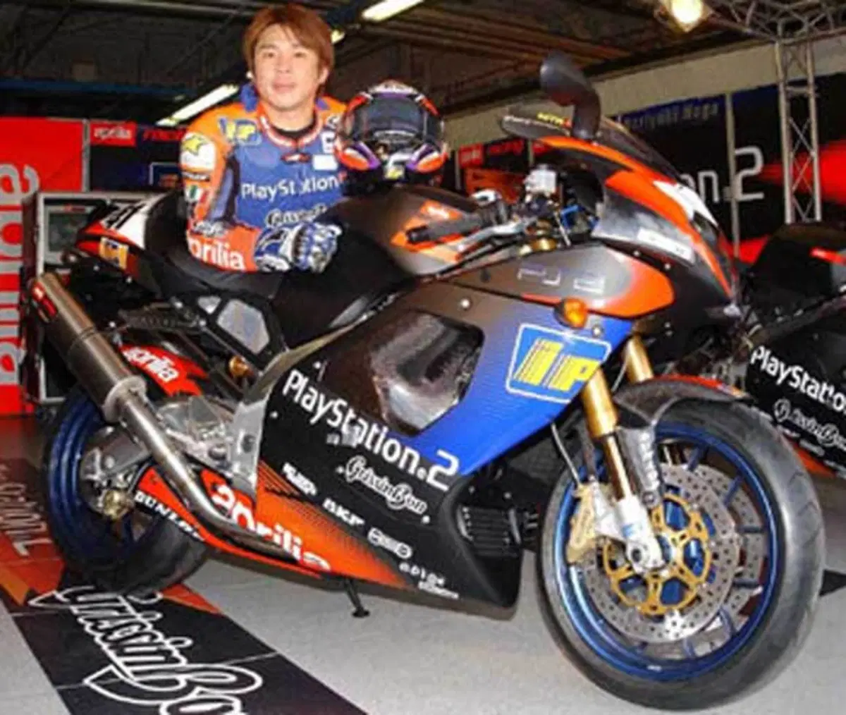 Aprilia RSV 1000 R Haga (2002)