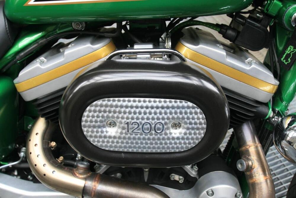 Harley-Davidson 883 R (2002 - 03) - XL 883R (4)