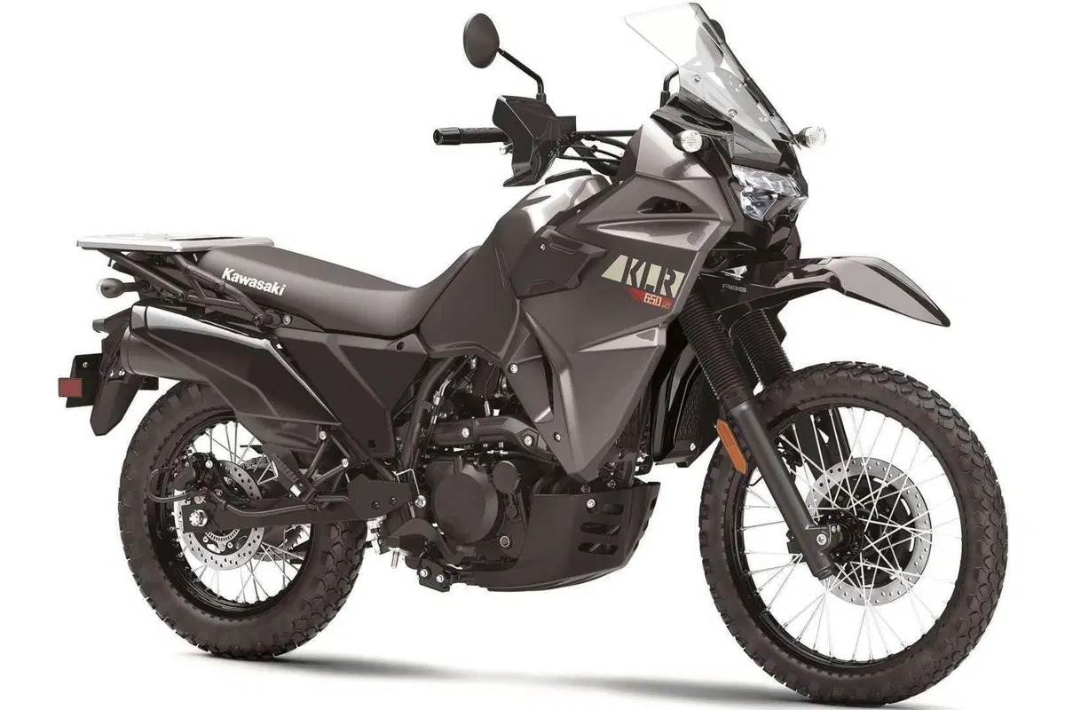 Arriva una nuova Kawasaki KLR 650S. Purtroppo non per noi... (7)