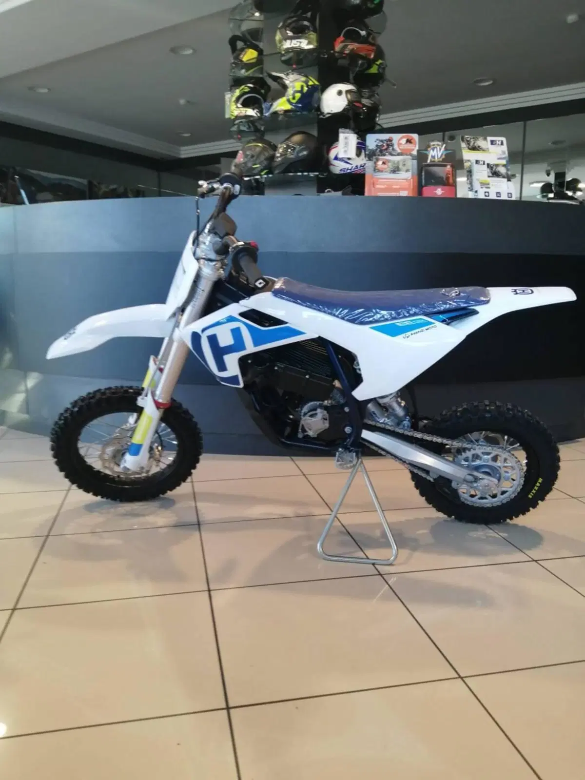 Husqvarna EE 5 (2021 - 22) (2)