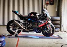 BMW M1000RR e M1000RR M Competition, due moto scolpite per le corse