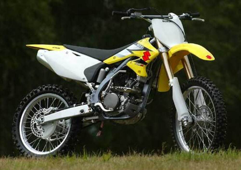 Suzuki RM-Z 250 (2004)