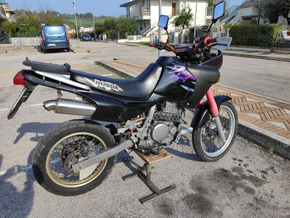 Honda NX 650 Dominator (1996 - 02) (2)