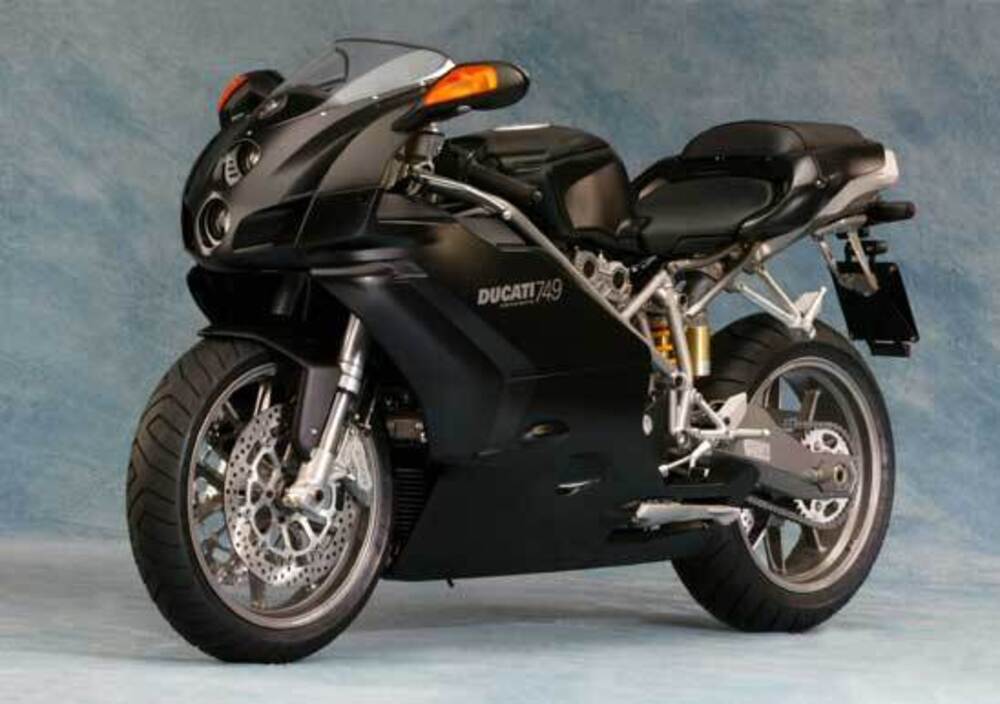 Ducati 749 Dark (2003 - 07)