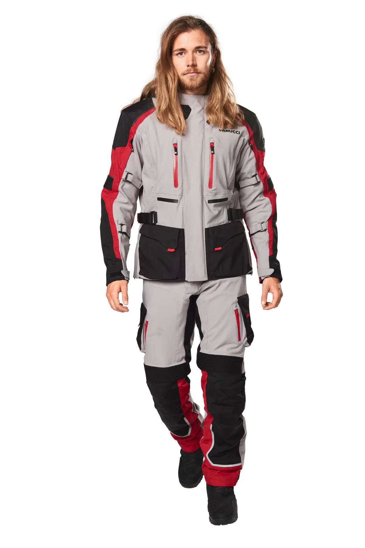 Louis Moto presenta un outfit in tessuto by Vanucci (5)