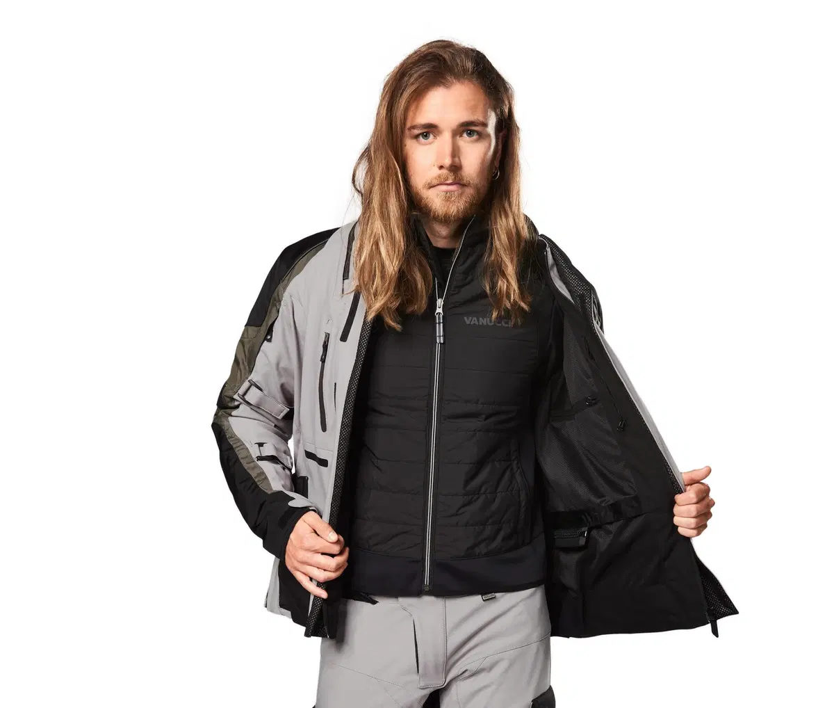 Louis Moto presenta un outfit in tessuto by Vanucci (12)