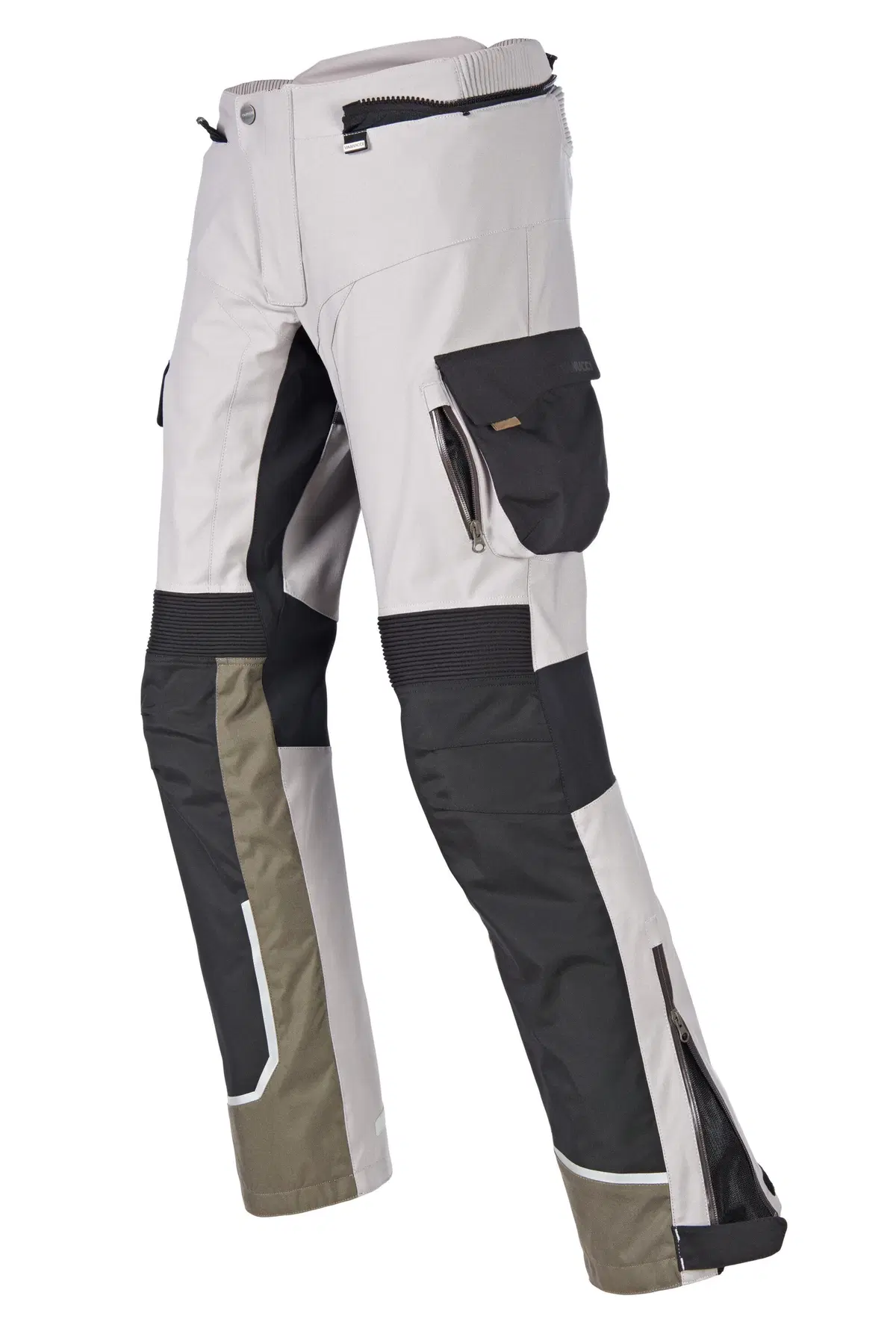 Louis Moto presenta un outfit in tessuto by Vanucci (14)