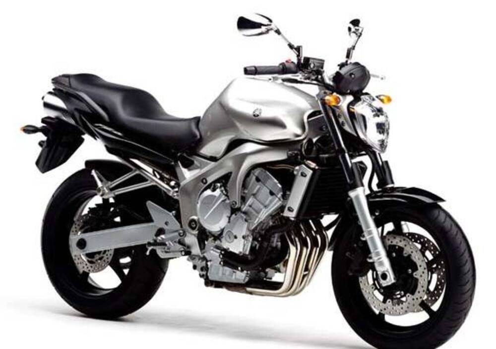 Yamaha FZ6 (2004 - 07)