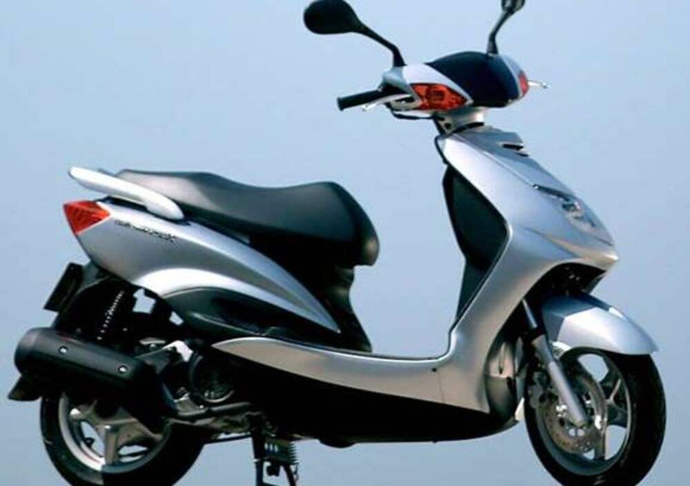 Yamaha Cygnus X 125 (2004 - 05)