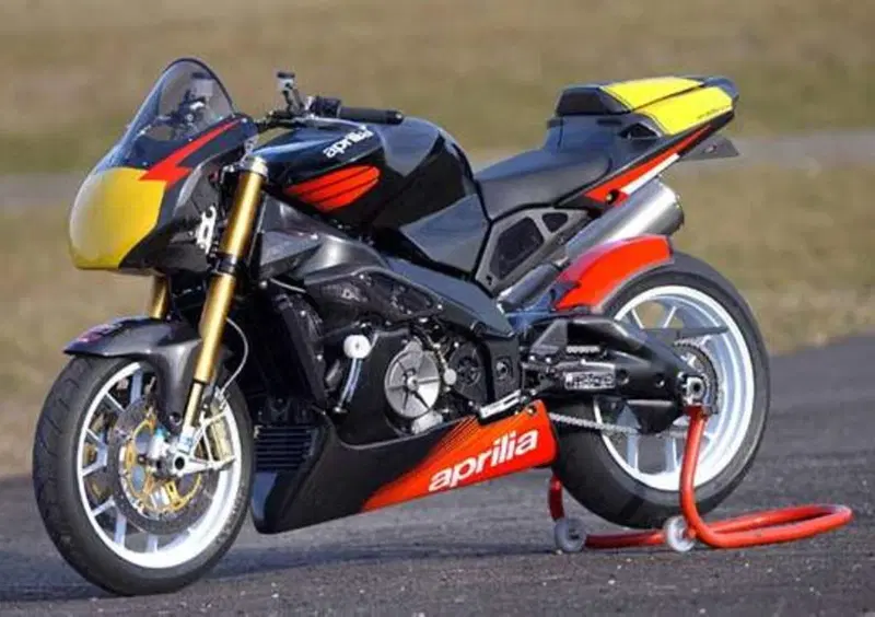 Aprilia Tuono 1000 R Factory Tuono 1000 R Factory (2004 - 05)