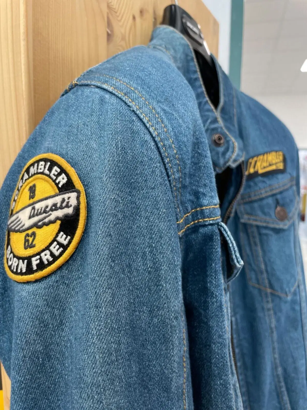 GIACCA Scrambler Ducati by Spidi. Trucker Patch Gi (4)