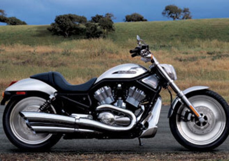 Harley-Davidson V-Rod 1130 V-ROD (2002 - 05) - VRSCB