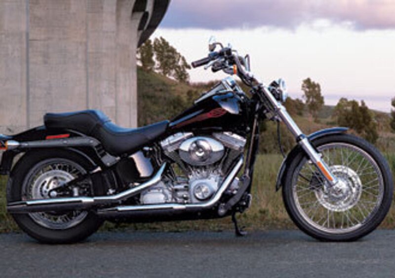 Harley-Davidson Softail 1450 Standard (2002 - 05) - FXSTI (2)