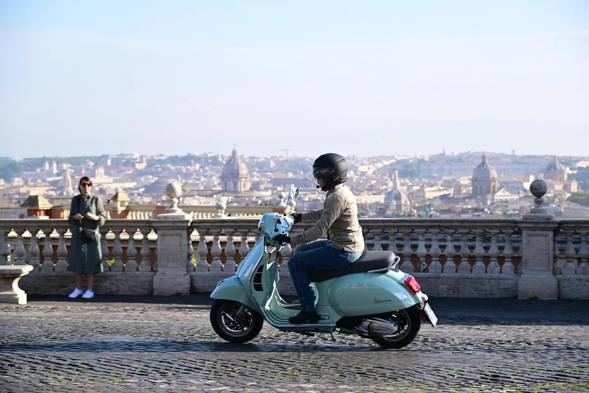 Piaggio Vespa GTS 300 TEST: il Vespone è tornato! (14)