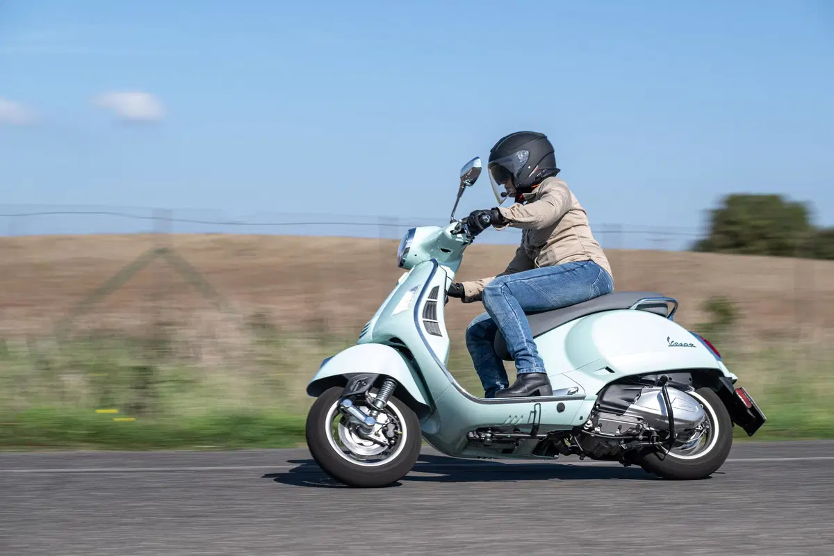 Piaggio Vespa GTS 300 TEST: il Vespone è tornato! (3)
